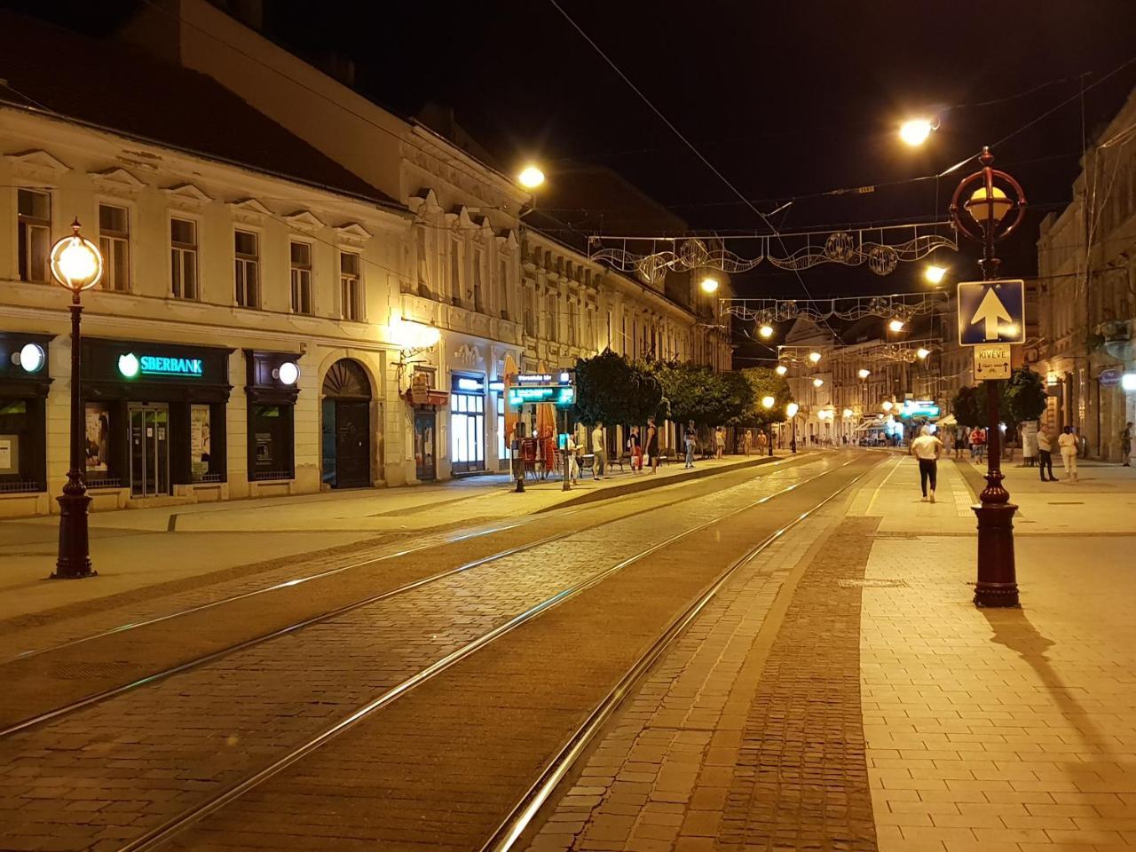 Vagabond Apartman Miskolc Exterior foto